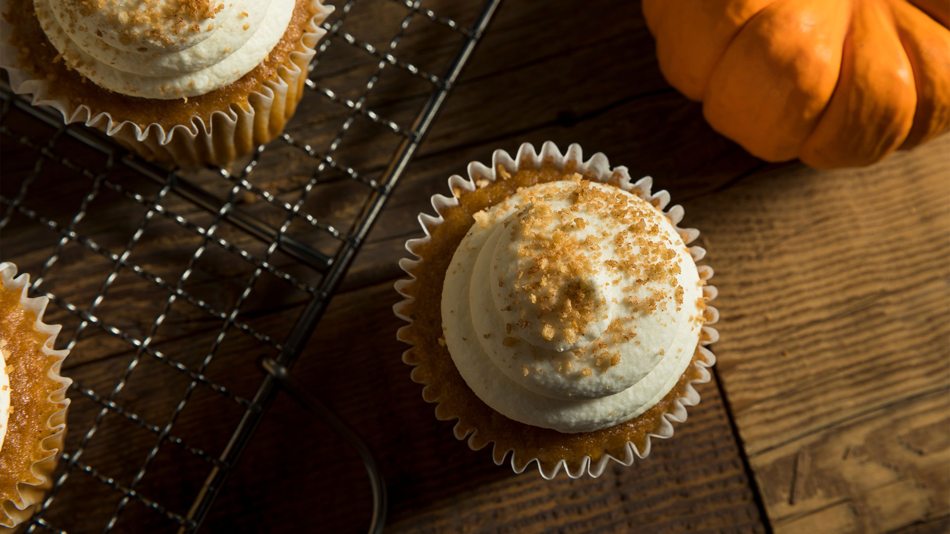 Muffins &amp; Cupcakes - Bake Good